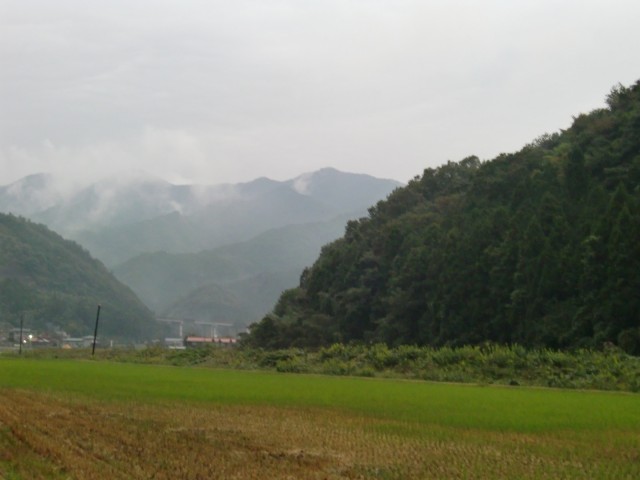 注連川の糧