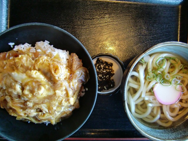 カツ丼 ミニうどん付き