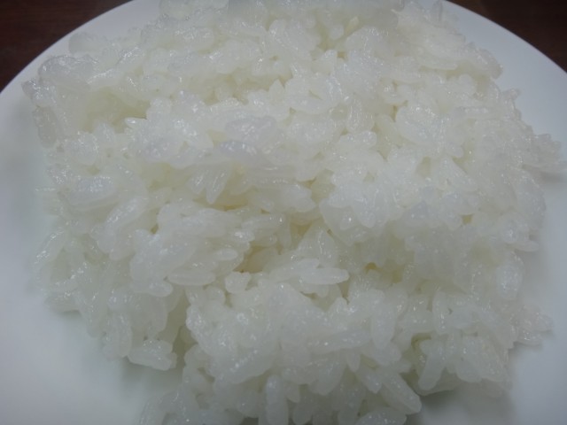 今日のごはんの試食　『但馬　棚田米』　２３年産　棚田米コシヒカリ　兵庫県美方郡香美町村岡区　小代区