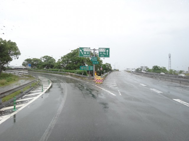 コメショウ　九州道　下り線　鳥栖ジャンクション