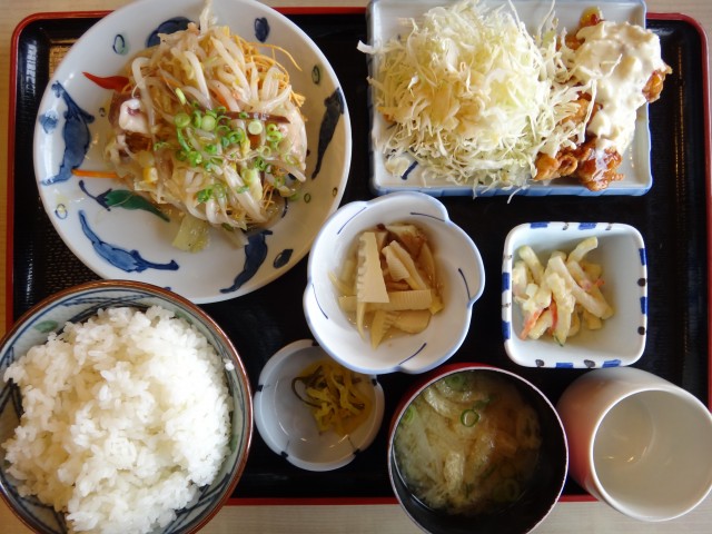 黒田屋 基山店　お昼の日替わり定食　コメショウ　今日のお昼ごはん