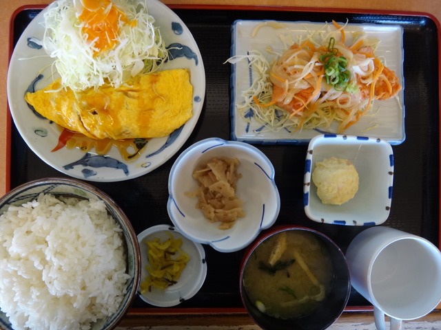 日替わり定食　６００円　株式会社日食　今日のお昼ごはん　黒田屋　基山店　佐賀県三養基郡基山町