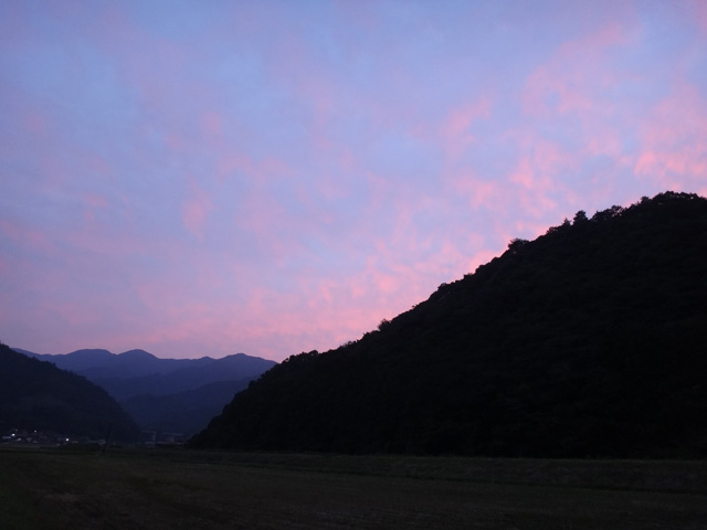 株式会社日食　島根県鹿足郡吉賀町注連川の夕景