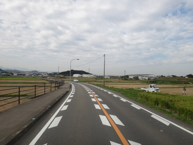 株式会社日食　ヒノヒカリ　稲刈り　福岡県糟屋郡須恵町