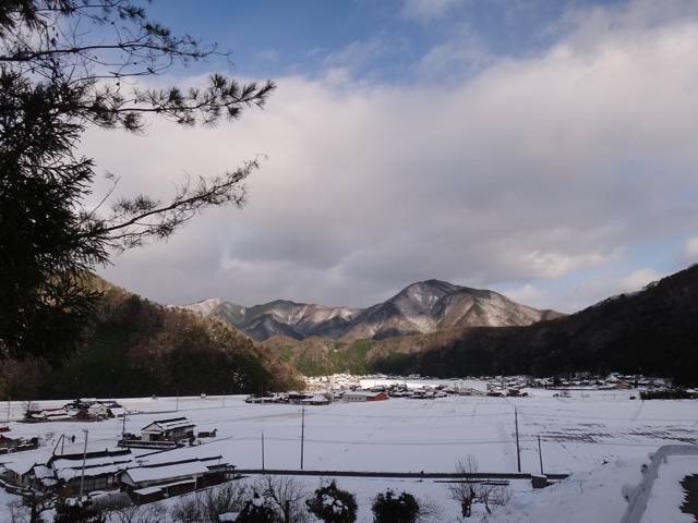 株式会社日食　中国道　上り線　朝倉ＰＡ　島根県鹿足郡吉賀町注連川