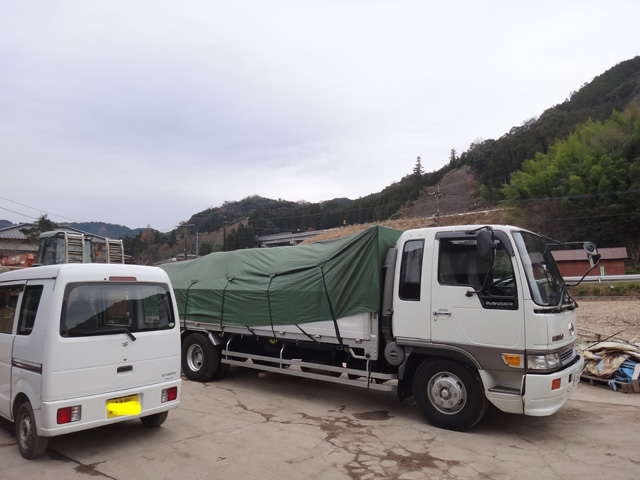 株式会社日食　生産農場ライスセンター　稲作屋　井上家　大分県中津市本耶馬渓町西谷