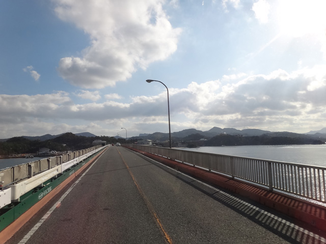 株式会社日食　天草五橋　４号橋（前島橋） 全長：５２０ｍ　　国道２６６号線　天草パールライン