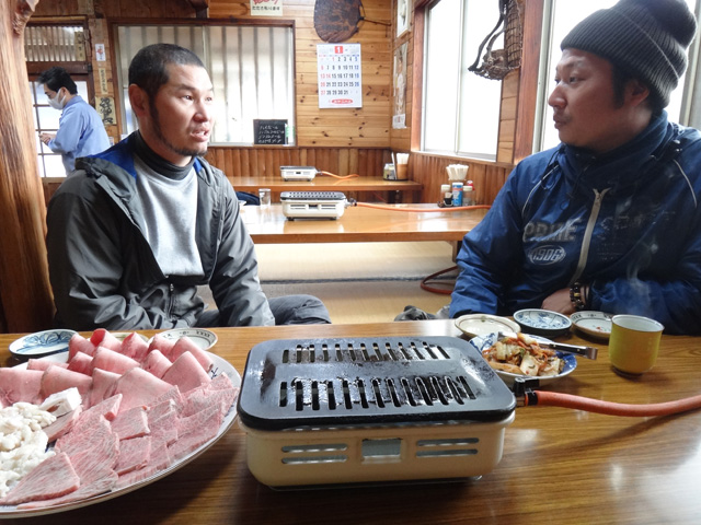 株式会社日食　大分県中津市本耶馬渓町跡田　次郎長　川部精肉店　生産農場ライスセンター　稲作屋　井上家　井上幸宏さん　井上国宏さん