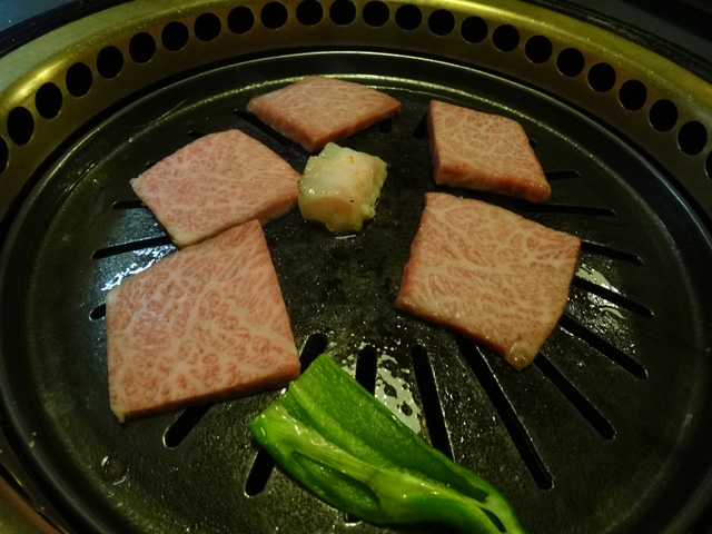 株式会社日食　飲み会　焼肉たきち　飛騨牛盛り合わせ　ザブトン　岐阜県養老郡養老町