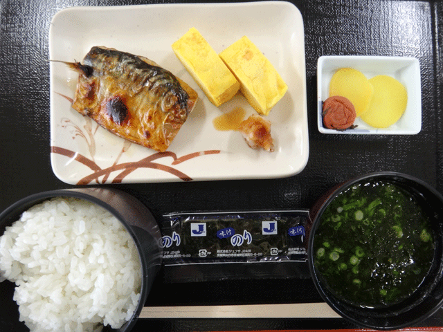 朝定食　４００円　株式会社日食　朝ごはん　道の駅はわい　レストランはわい　鳥取県東伯郡湯梨浜町　国道9号線　青谷羽合道路