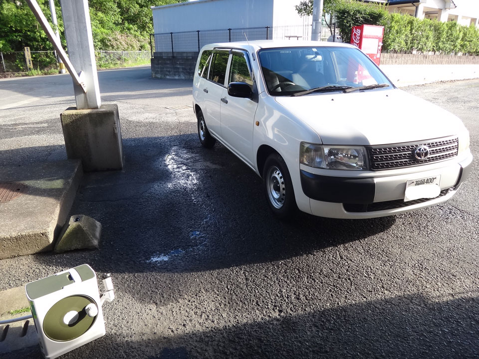 株式会社日食　トヨタ　プロボックス　シリコンスプレー　洗車　ウイルソン　超防水　ホワイト車用