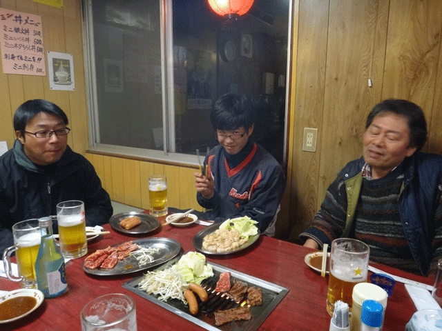 株式会社日食　島根県飯石郡飯南町佐見　焼肉　寿司　しのぶ　ファーム木精　加瀬部社長　三島さん　田中さん