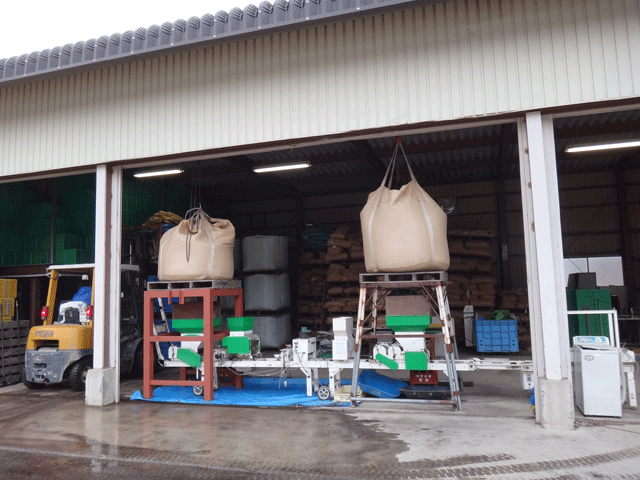 株式会社日食　島根県飯石郡飯南町頓原　農業生産法人　株式会社ファーム木精　種まき