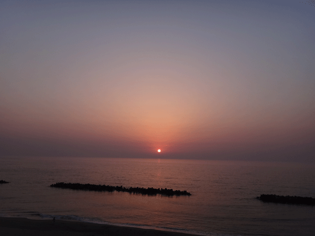 株式会社日食　国道９号線　道の駅　キララ多岐　島根県出雲市多伎町多岐　日本海　夕景　