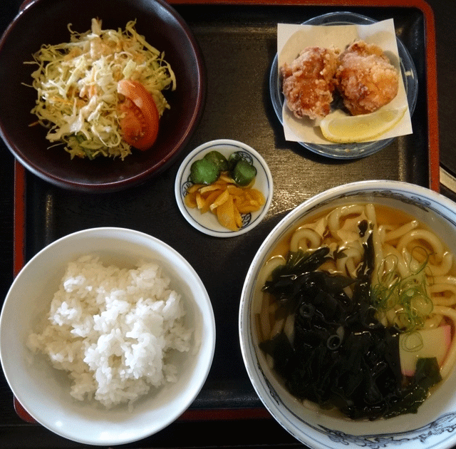 株式会社日食　今日のお昼ごはん　日替わり定食　うどん定食　５５０円　本家権太樓　熊本県熊本市西区松尾町上松尾　国道５０１号線