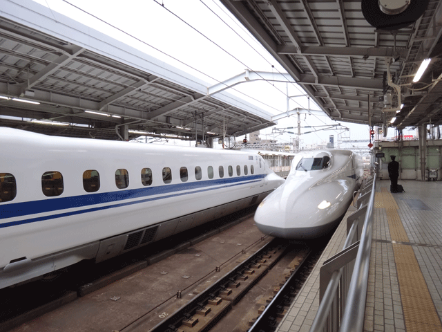 株式会社日食　ＪＲ新大阪駅　新幹線　のぞみ３９号