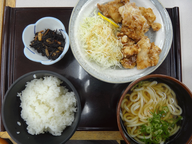 株式会社日食　今日のお昼ごはん　唐揚げ定食　小うどん　九州道　下り線　北熊本ＳＡ　熊本県熊本市北区