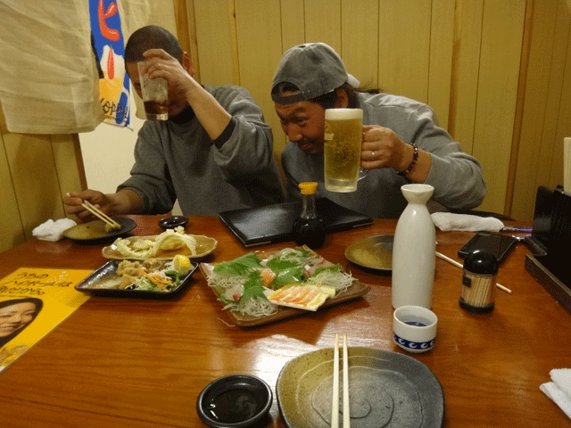 株式会社日食　生産農場ライスセンター　稲作屋　井上家　井上幸宏さん　井上国宏さん　大分県中津市本耶馬渓町西谷　居酒屋てっちゃん　大分県中津市島田198