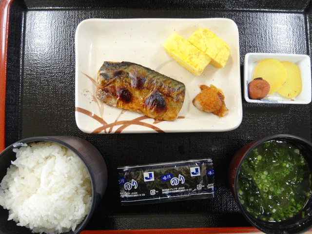 朝定食　４００円　株式会社日食　朝ごはん　道の駅はわい　レストランはわい　鳥取県東伯郡湯梨浜町　国道9号線　青谷羽合道路