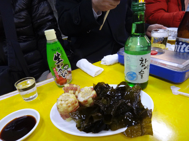 株式会社日食　食材料理研究会　韓国　釜山　チャガルチ市場　今日のお昼ごはん