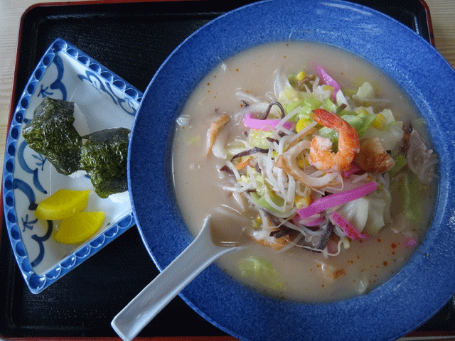 株式会社日食　今日のお昼ごはん　和風れすとらん　ベニス　長崎県南島原市西有家町須川　ちゃんぽん　おにぎり付き　５００円