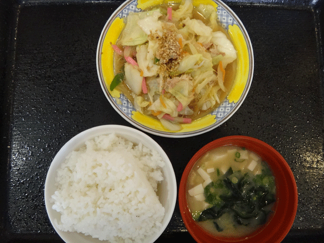 株式会社日食　今日のお昼ごはん　道の駅竜北　熊本県八代郡氷川町大野　農村レストラン　ごはん　味噌汁　野菜炒め