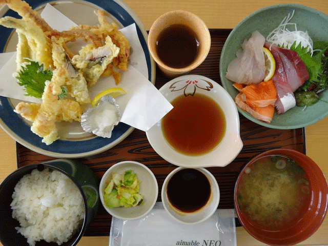株式会社日食 今日のお昼ごはん 山陰道 琴浦PA 鳥取県東伯郡琴浦町 お食事処 潮自慢 あかさき亭 天ぷら定食 980円