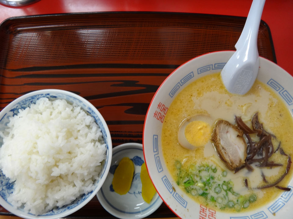 株式会社日食 今日のお昼ごはん 御国ラーメン 国道3号線 熊本県葦北郡芦北町芦北 ラーメンセット 780円