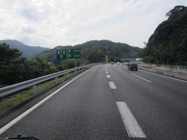 コメショウ　九州道　登坂車線