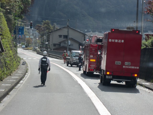 コメショウ　国道９号線　兵庫県美方郡香美町村岡区　事故　消防レスキュー車