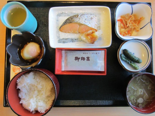 コメショウ　朝定食　北陸自動車道　米山サービスエリア　新潟コシヒカリ
