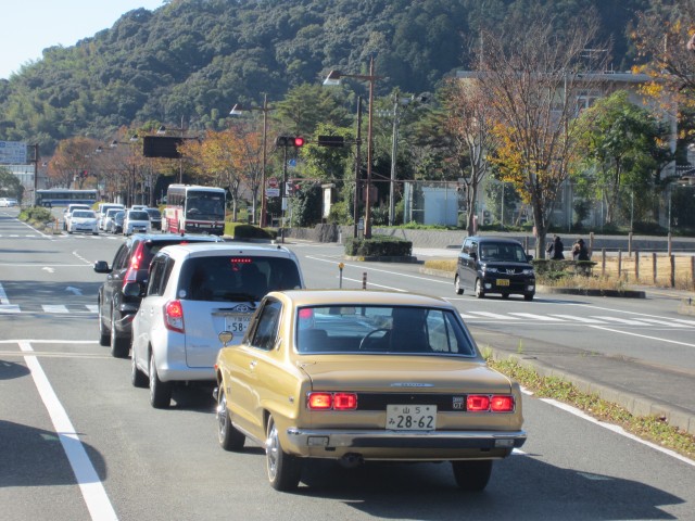 国道９号線　山口県山口市　日産　スカイライン２０００ＧＴ　３代目　コメショウ