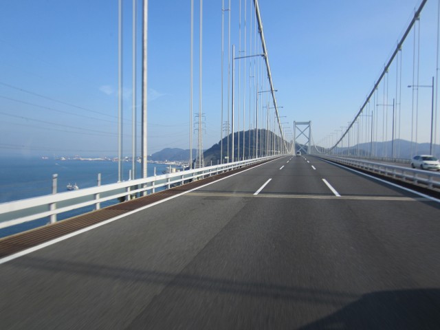 コメショウ　関門橋