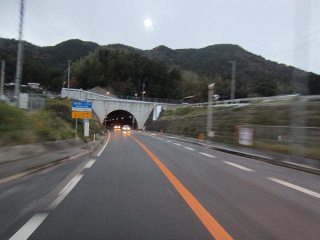 コメショウ　国道２０１号線　福岡県田川郡香春町　新仲哀トンネル