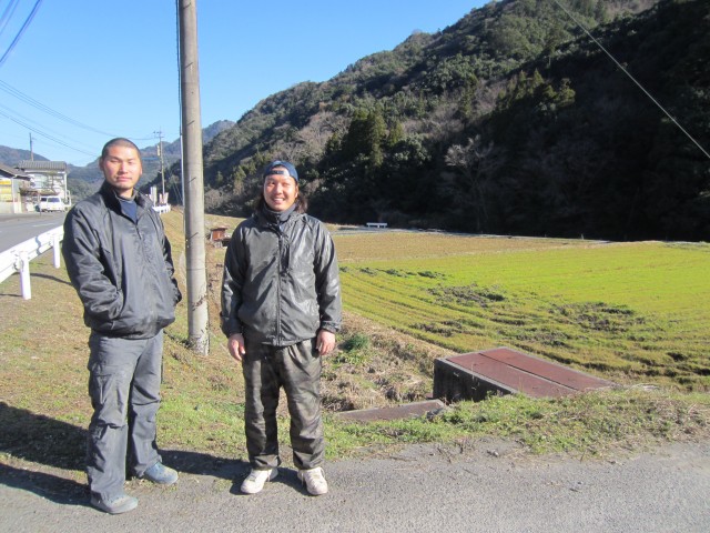 大分県中津市本耶馬渓町西谷　井上兄弟　コメショウ