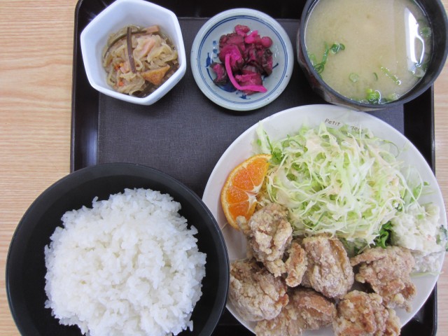 コメショウ　今日のお昼ごはん　国道２号線　山口県宇部市　つるや食堂　唐揚げ定食