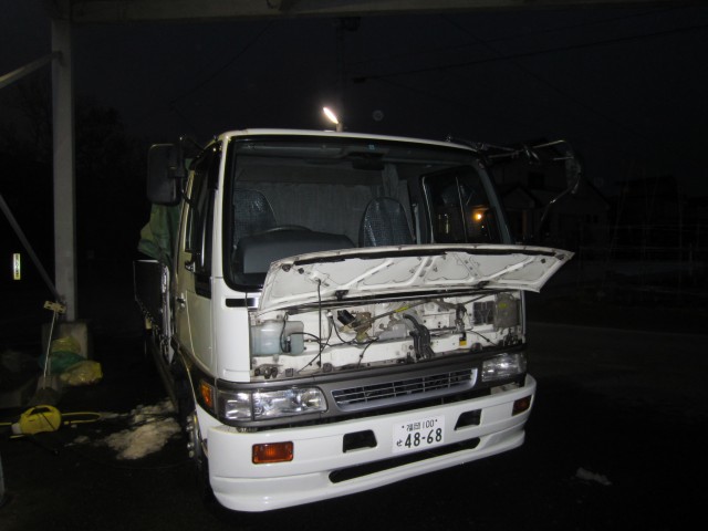 コメショウ　トラック　洗車