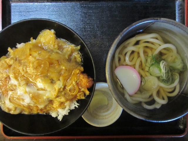 コメショウ　今日のお昼ごはん　熊本市松尾町　本家　権太樓　日替定食　カツ丼