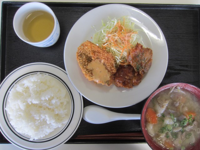 コメショウ　今日のお昼ごはん　鳥栖トラックステーション　日替わりランチ