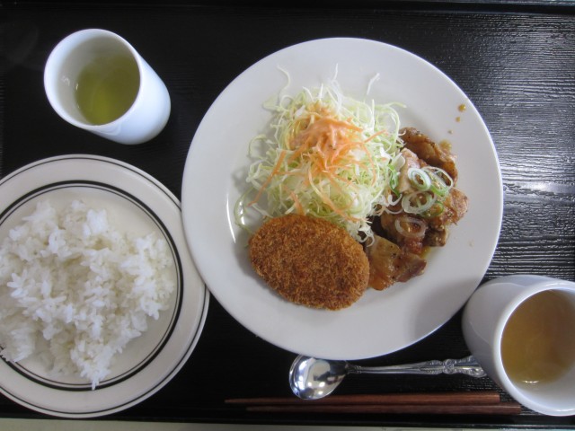 コメショウ　今日のお昼ごはん　鳥栖トラックステーション　日替わりランチ