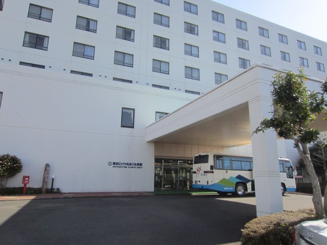 霧島ロイヤルホテル東館　鹿児島県霧島市霧島田口　コメショウ