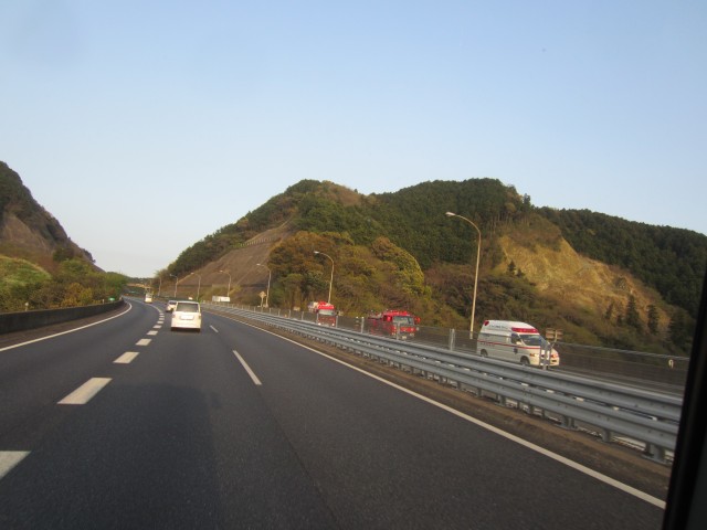 コメショウ　九州道　上り線　福岡県古賀市　事故