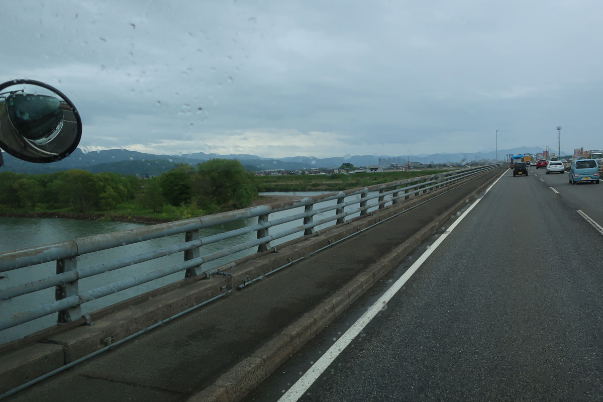 株式会社日食 国道8号線 福井大橋 福井県坂井市 福井市 一級河川 九頭竜川