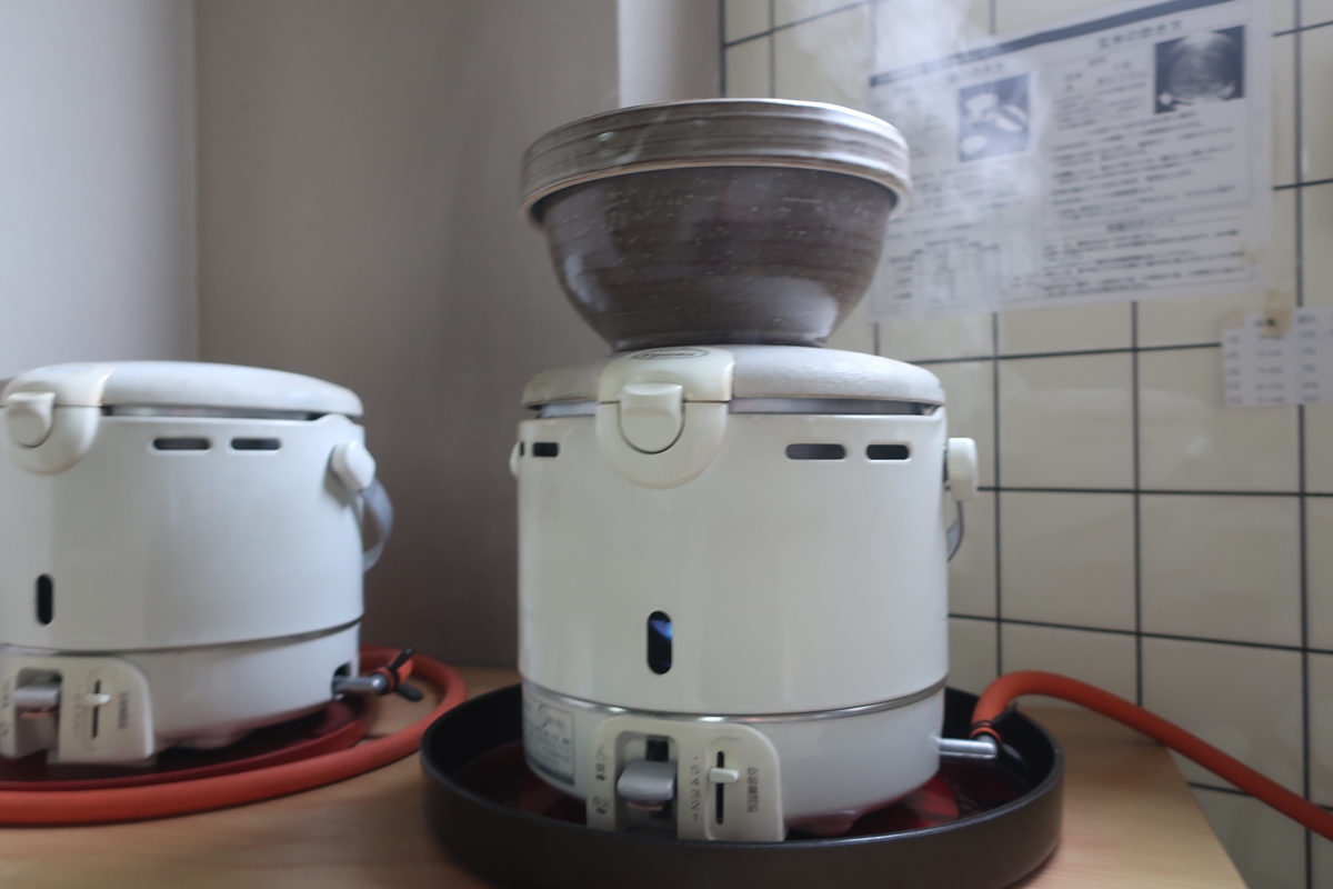 株式会社日食 福岡県糟屋郡須恵町大字植木831番地 食味にこだわり過ぎる変態米屋 炊飯 試食 パロマ ガス炊飯器 5.5合炊き PR-100DF